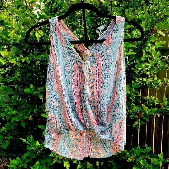 Hollister Tanktop  - Picture 1 of 13